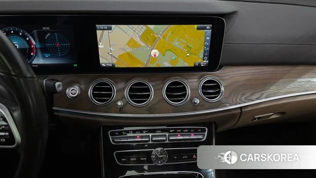 Mercedes-Benz E-Class W213 2018 Белый из Кореи, фото 4