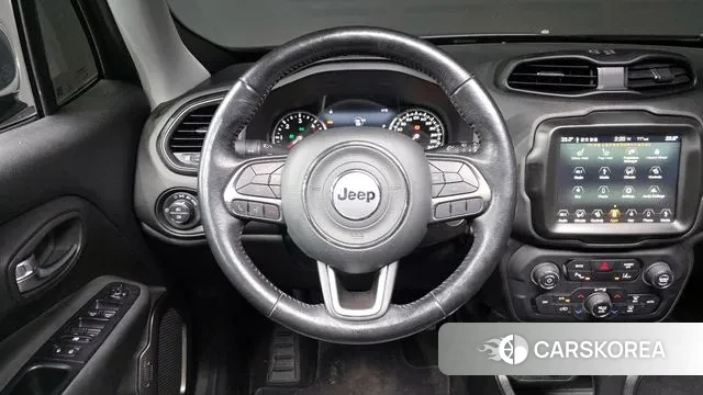 Jeep Renegade 2018 Черный из Кореи, фото 4
