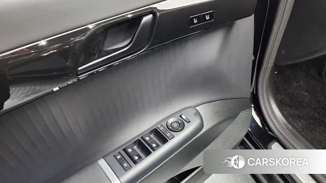 Hyundai Grandeur Hybrid (GN7) 2023 Черный из Кореи, фото 4