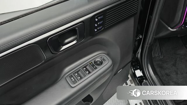 Hyundai Santa Fe (MX5) 2024 Черный из Кореи, фото 4