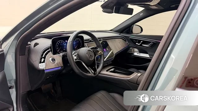 Mercedes-Benz E-Class W214 2025 Синий нефрит из Кореи, фото 4