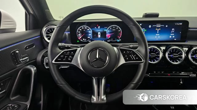 Mercedes-Benz A-Class W177 2025 Белый из Кореи, фото 4