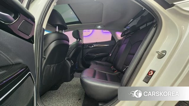 Kia Come New K7 2018 Белый из Кореи, фото 4