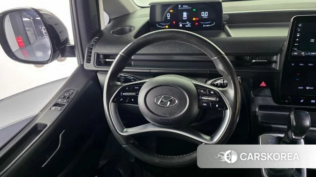 Hyundai Staria 2022 Черный из Кореи, фото 4