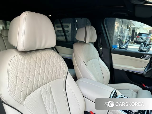 BMW X5 (G05) 2025 Небесно-голубой из Кореи, фото 4