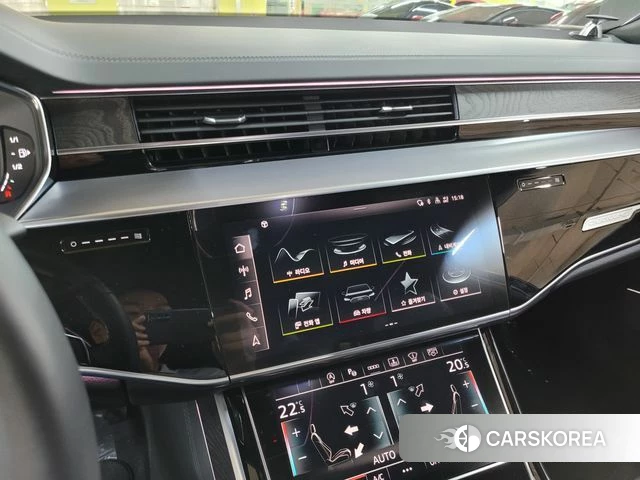Audi A8 (D5) 2023 Серебряный из Кореи, фото 4