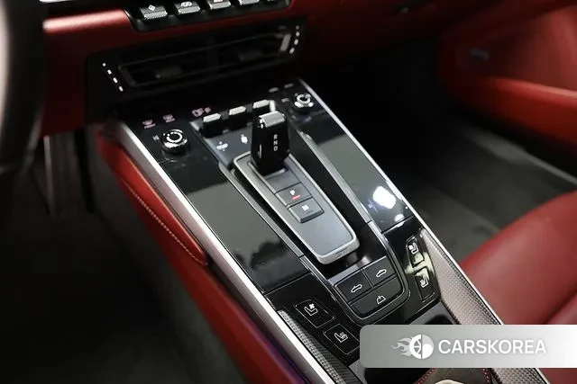 Porsche 911(992) 2020 Белый из Кореи, фото 4