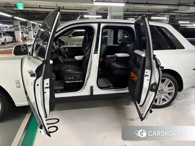 Rolls-Royce Cullinan id 3484541 из Кореи 4