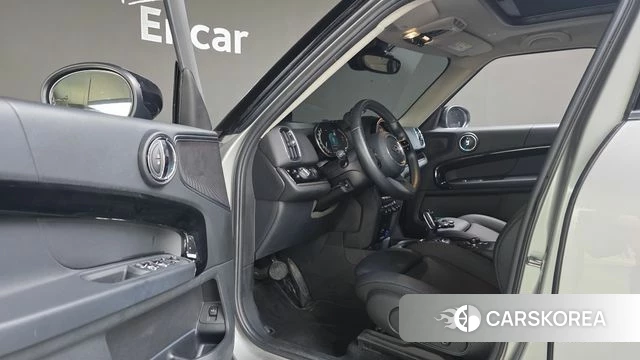 Mini Cooper Countryman 2023 Серебряный из Кореи, фото 4