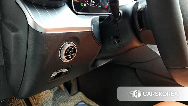 Mercedes-Benz C-Class W206 2025 Белый из Кореи, фото 4