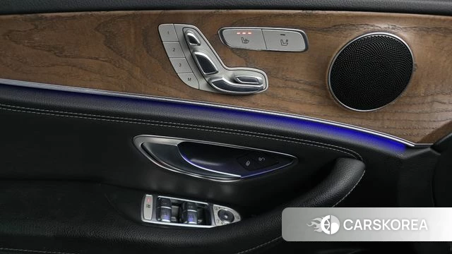 Mercedes-Benz E-Class W213 2020 Черный из Кореи, фото 4