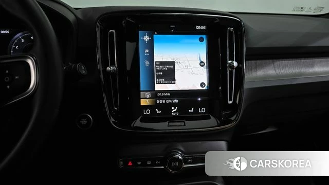 Volvo XC40 2021 Белый из Кореи, фото 4