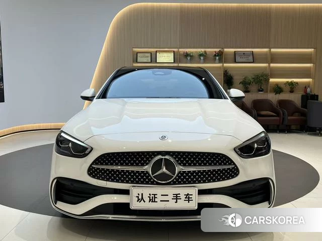 Mercedes-Benz Class C 2023 Белый из Китая, фото 4