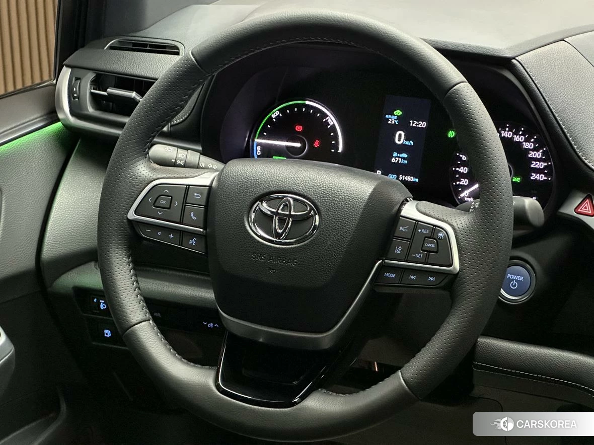 Toyota Saina 2021 Белый из Китая, фото 4