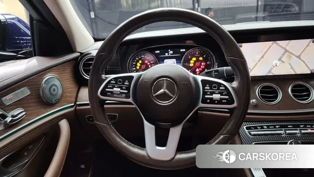 Mercedes-Benz E-Class W213 2019 Синий из Кореи, фото 4