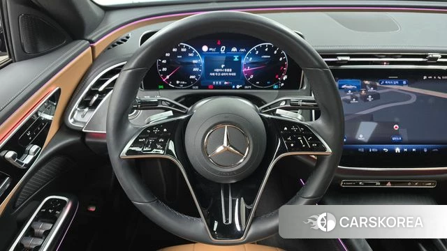 Mercedes-Benz E-Class W214 2025 Небесно-голубой из Кореи, фото 4