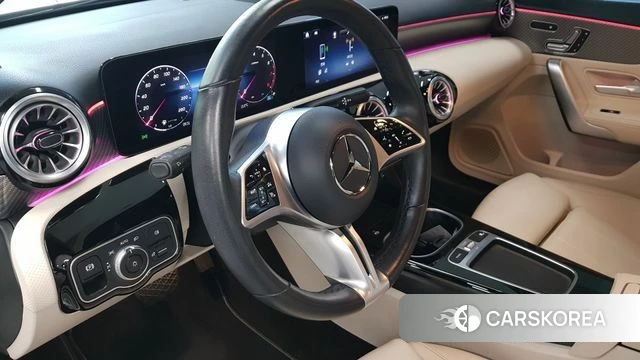 Mercedes-Benz A-Class W177 2024 Белый из Кореи, фото 4