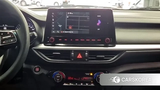 Kia The New K3 2nd generation 2021 Белый из Кореи, фото 4