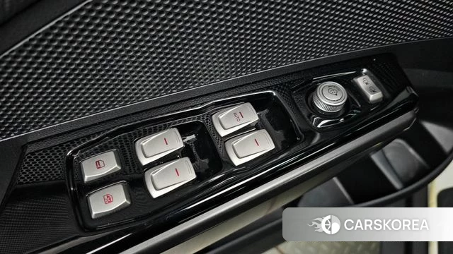 Ssangyong Tivoli Air 2018 Белый из Кореи, фото 4