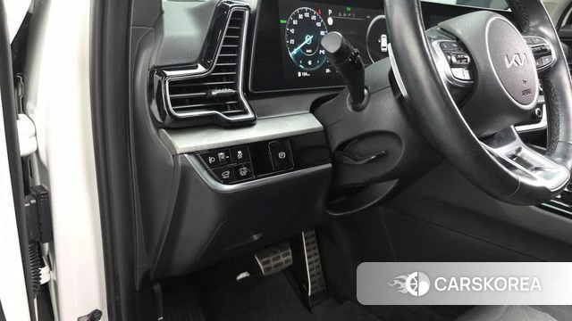 Kia Sportage 5th Generation Hybrid 2022 Белый из Кореи, фото 4