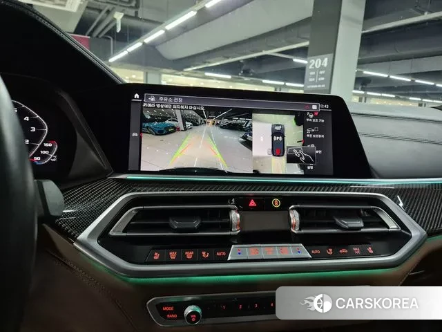 BMW X5M (G05) 2023 Черный из Кореи, фото 4