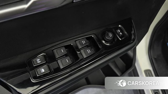 Ssangyong Torres 2022 Белый из Кореи, фото 4