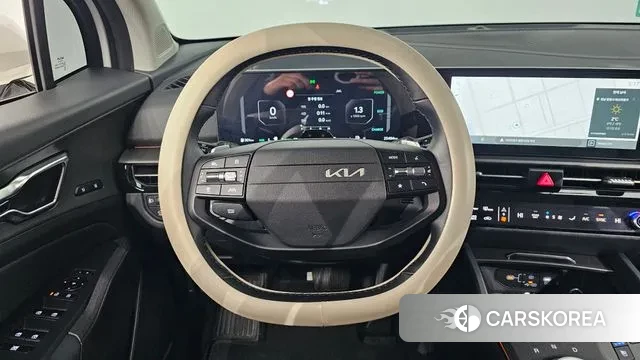 Kia The New Sportage 5th Generation Hybrid 2025 Белый из Кореи, фото 4