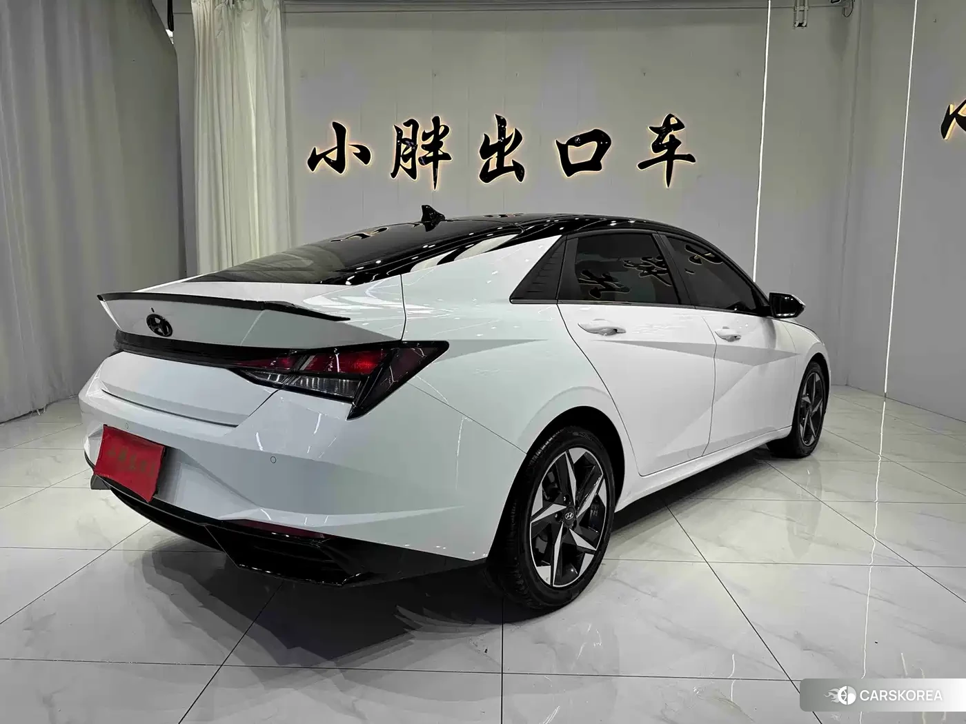Hyundai Elantra 2023 Белый из Китая, фото 4