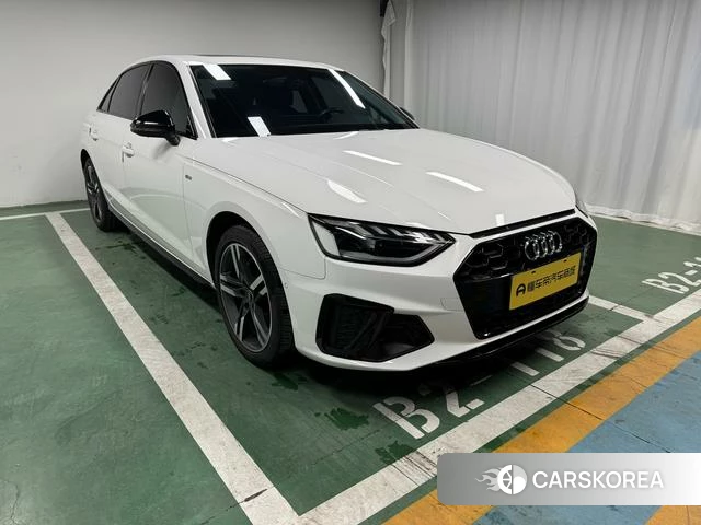 Audi A4L 2022 Белый из Китая, фото 4