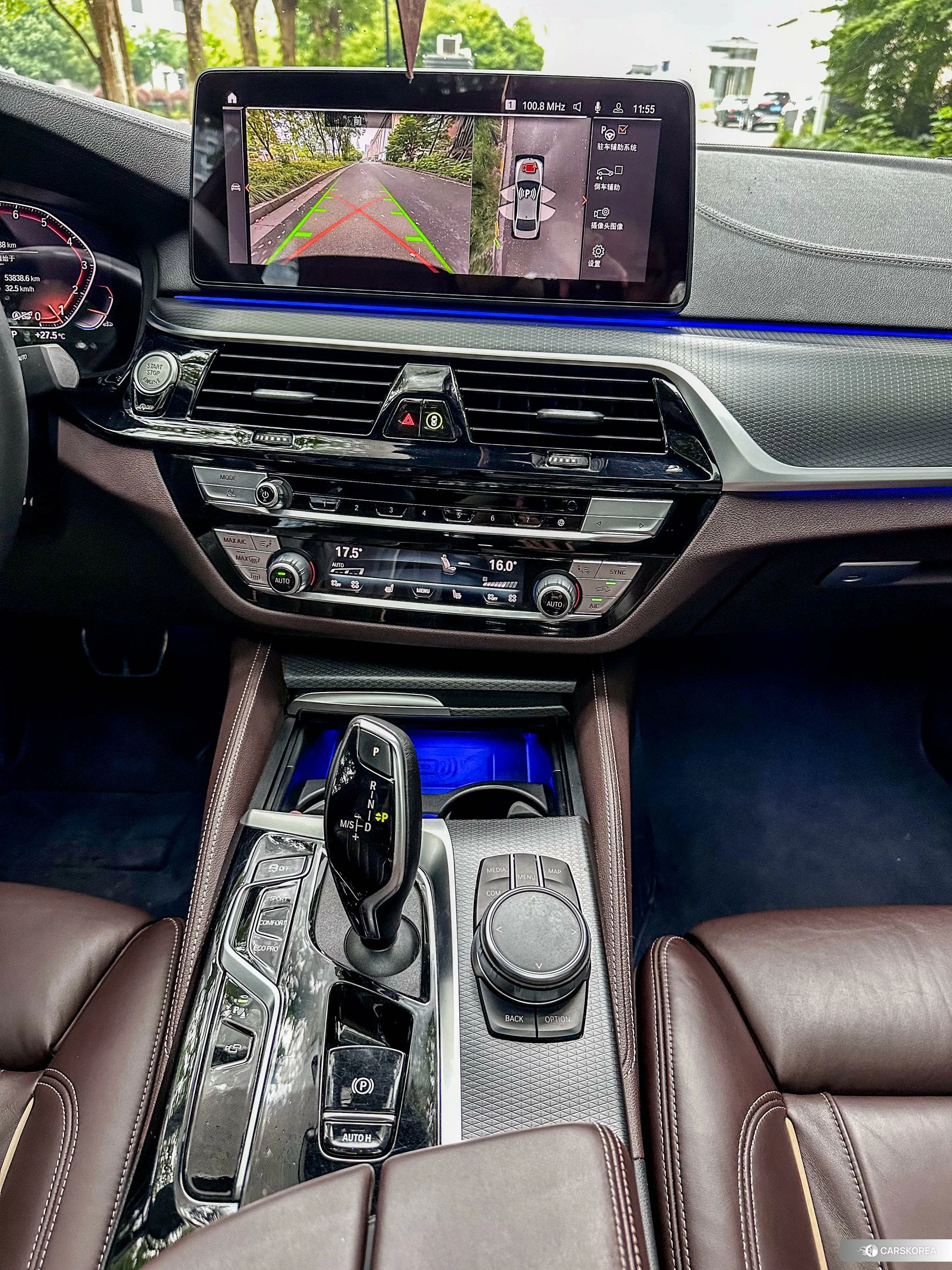 BMW 5 series 2021 Серебристо-серый из Китая, фото 4