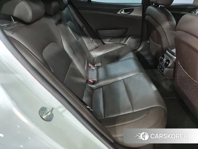 Kia Stinger 2019 Белый из Кореи, фото 4