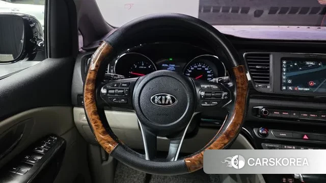 Kia The New Carnival 2018 Серый из Кореи, фото 4