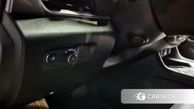 Chevrolet (GM Daewoo) Traverse 2023 Белый из Кореи, фото 4