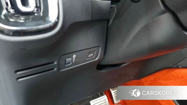 Volvo XC40 2020 Серебряный из Кореи, фото 4