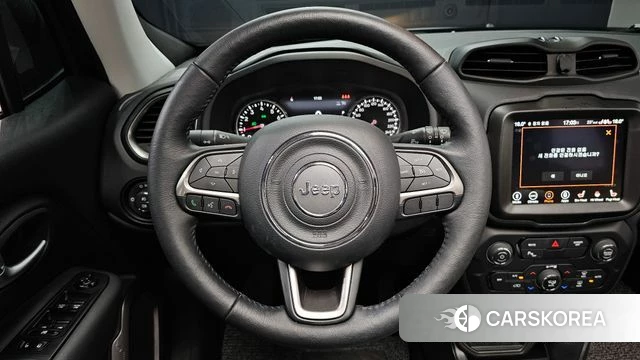 Jeep Renegade 2022 Черный из Кореи, фото 4
