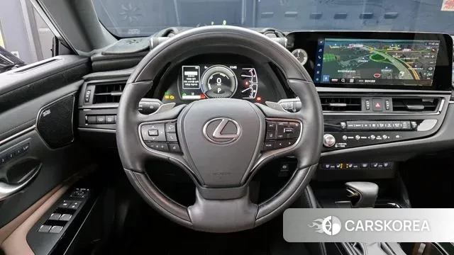 Lexus ES300h 7th generation 2025 Серый из Кореи, фото 4