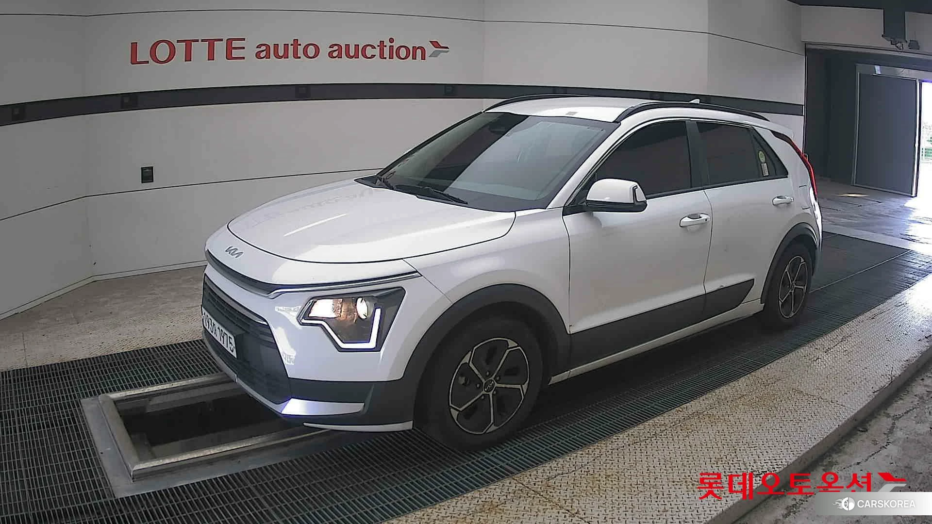 Kia Niro Hybrid 2022 Snow White Pearl (optional) из Кореи, фото 4