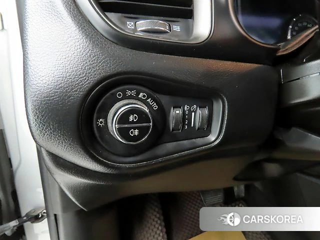 Jeep Renegade 2020 Серебряный из Кореи, фото 4