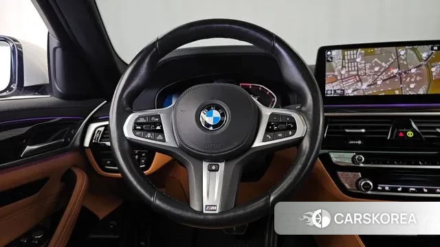 BMW 5 Series (G30) 2021 Белый из Кореи, фото 4