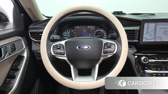 Ford Explorer 6th Generation 2021 Белый из Кореи, фото 4