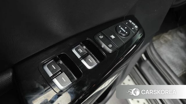 Kia Sportage The Bold 2019 Черный из Кореи, фото 4