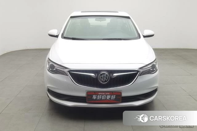 Buick Yinglang 2019 Белый из Китая, фото 4