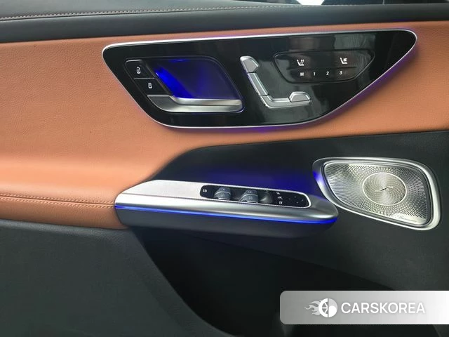 Mercedes-Benz GLC-Class X254 2025 Черный из Кореи, фото 4