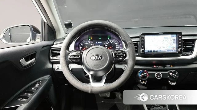Kia Stonic 2018 Белый из Кореи, фото 4
