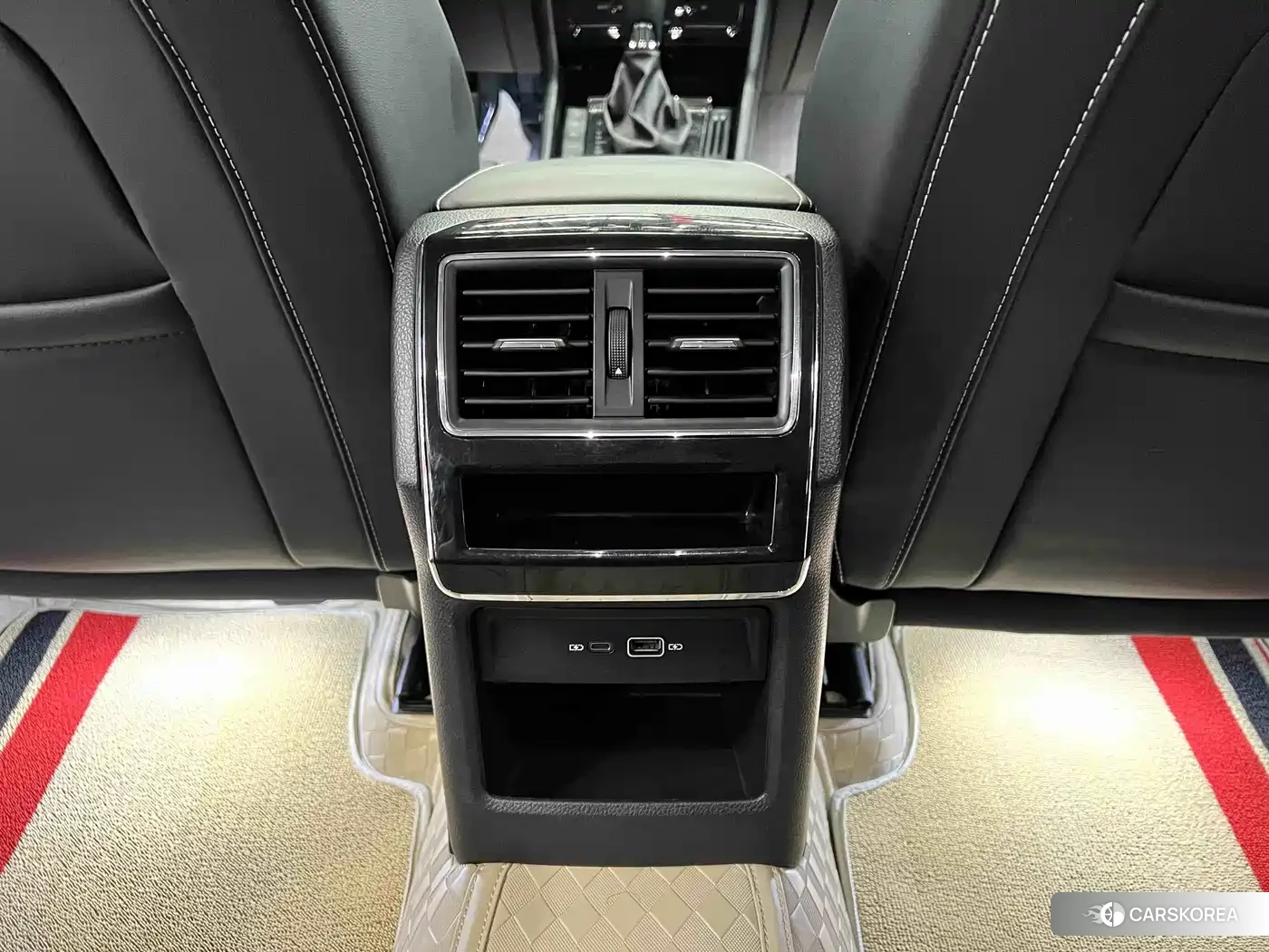 Skoda Superb 2023 Белый из Китая, фото 4