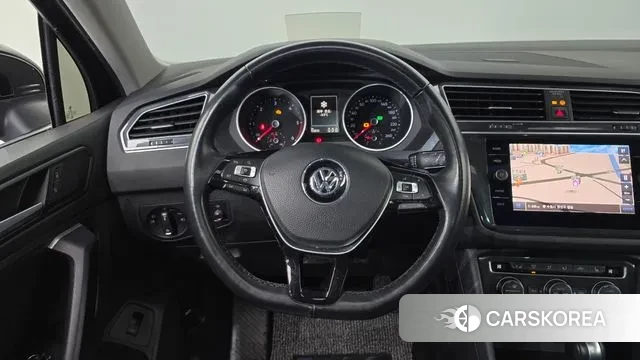 Volkswagen Tiguan second Generation 2020 Черный из Кореи, фото 4