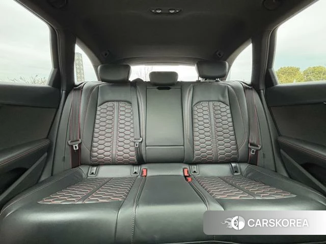 Audi RS 4 2023 Другой из Китая, фото 4