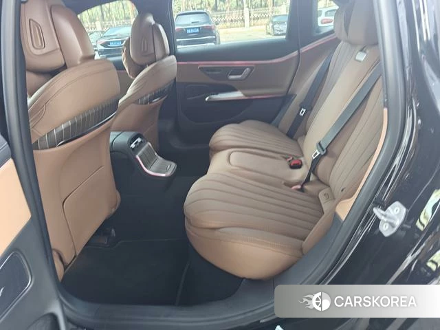 Mercedes-Benz E-class 2025 Черный из Китая, фото 4