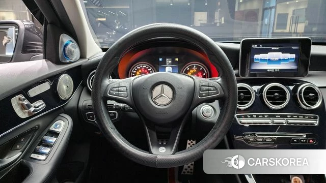 Mercedes-Benz C-Class W205 2018 Черный из Кореи, фото 4