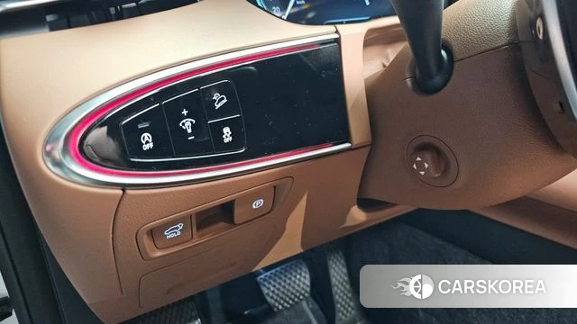Genesis GV70 2023 Белый из Кореи, фото 4